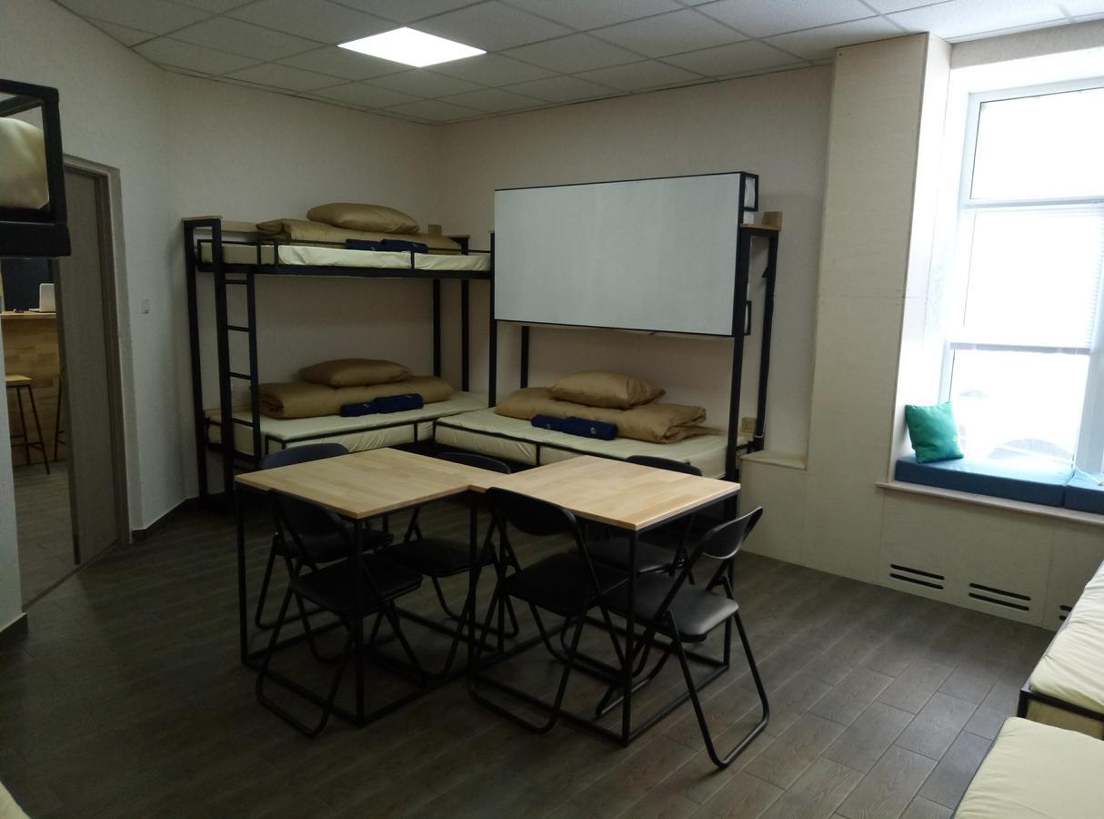 Hostel Svit Hub Камианец-Подилский Екстериор снимка