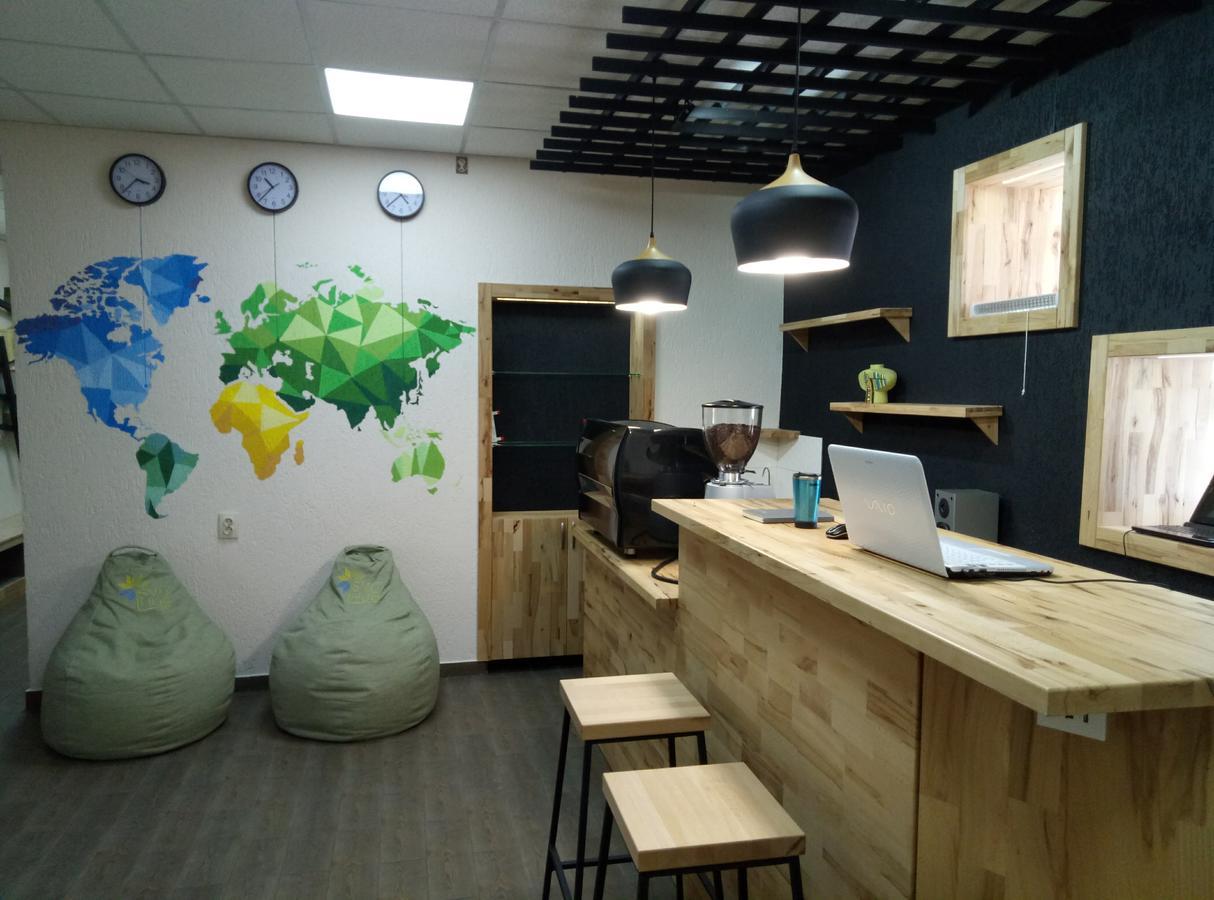 Hostel Svit Hub Камианец-Подилский Екстериор снимка