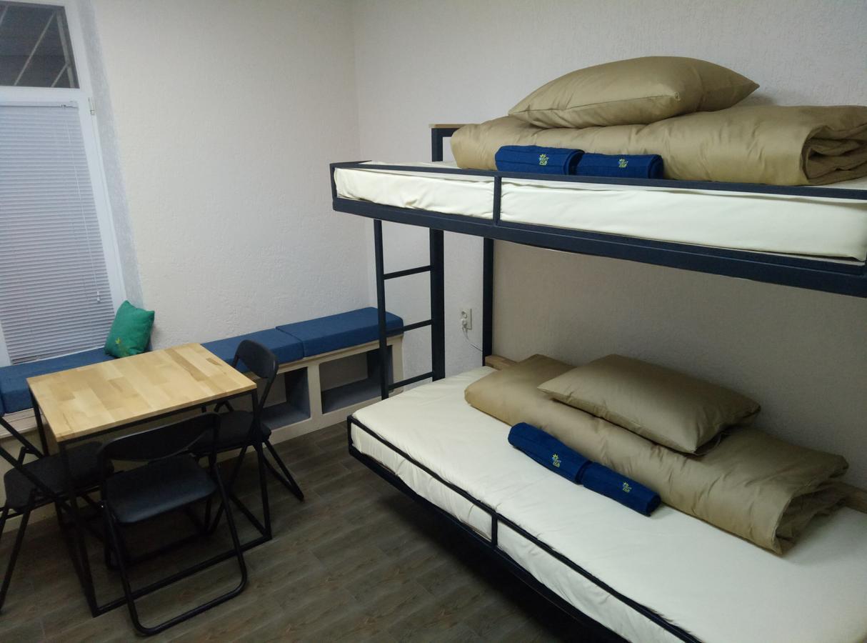 Hostel Svit Hub Камианец-Подилский Екстериор снимка