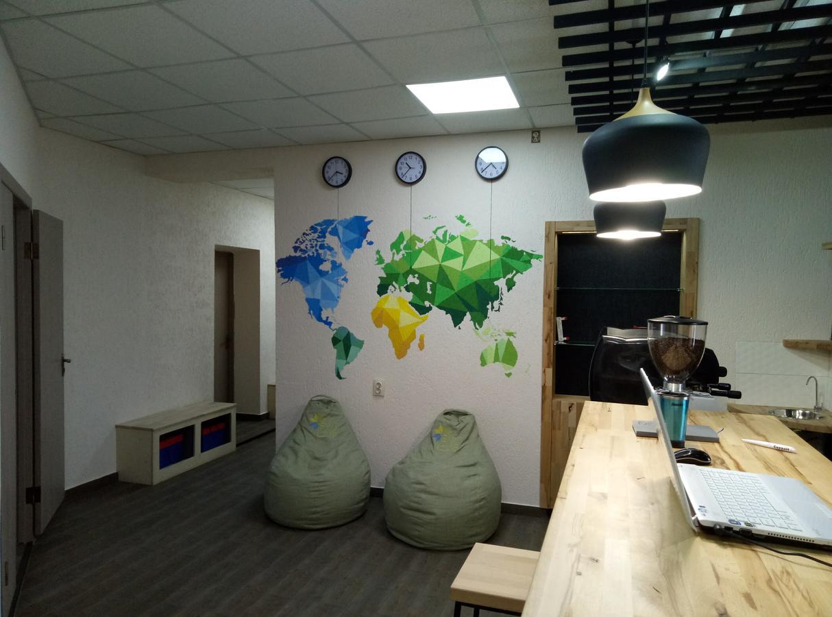 Hostel Svit Hub Камианец-Подилский Екстериор снимка